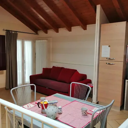 La Casetta Di بافينو