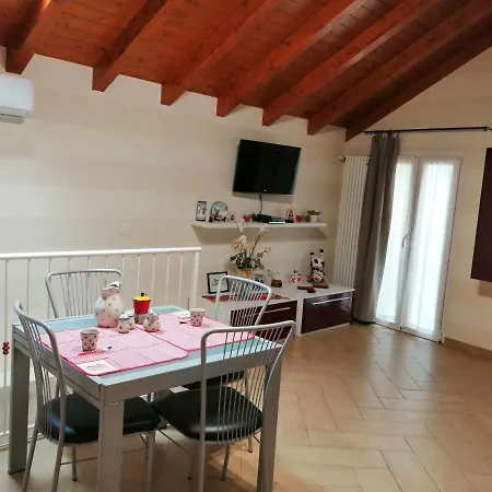 La Casetta Di بيت للعطل بافينو